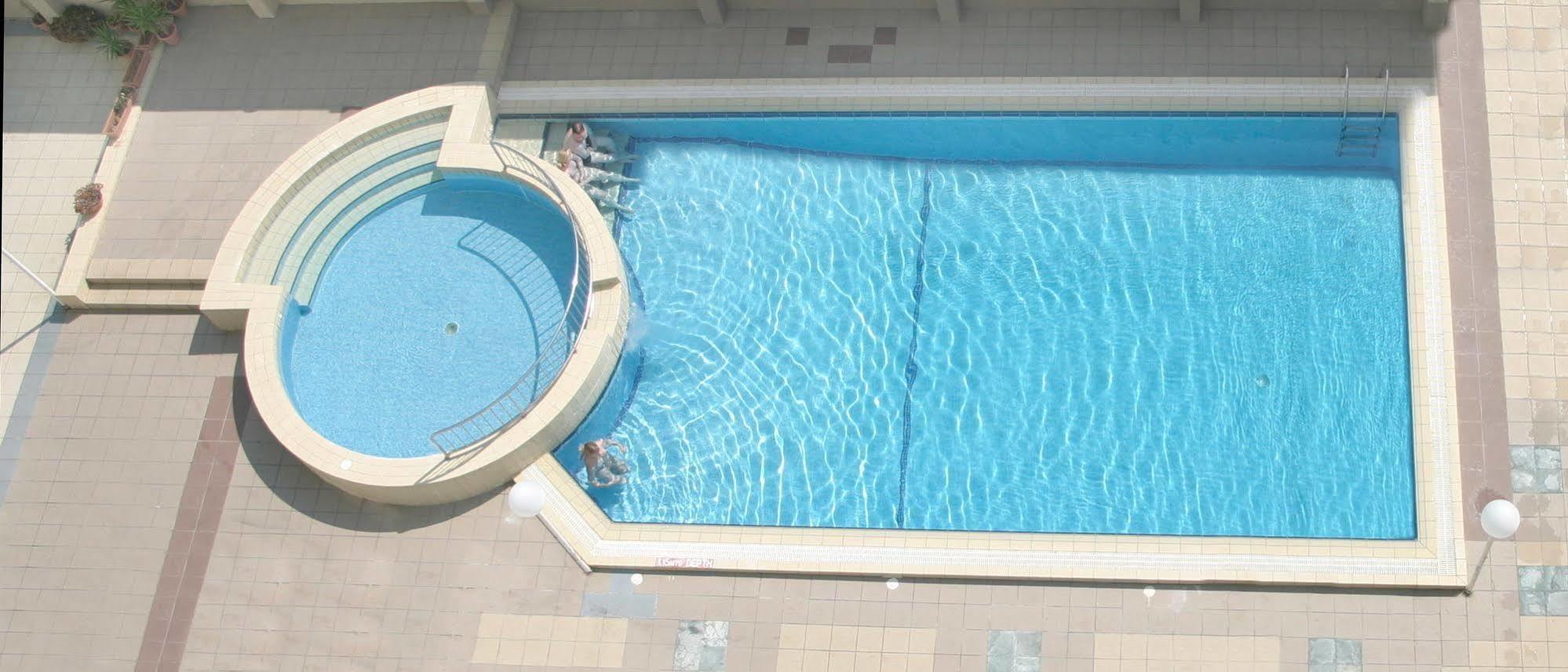 Mavina Hotel & Apartments Buġibba Exterior foto
